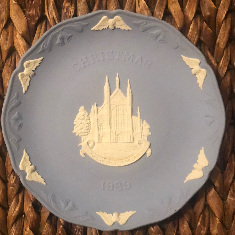 Wedgewood Blue Jasper Winchester Cathedral 1989